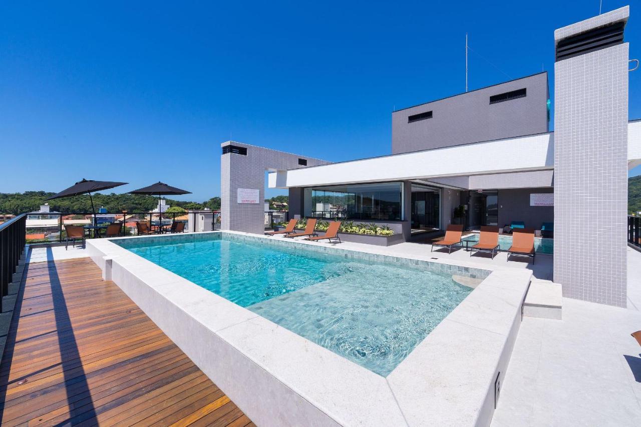 Adra 106 - Apartamento No Centro De Bombinhas - Rooftop Com Piscina E Academia - A Poucos Metros Da Praia - 外观 照片