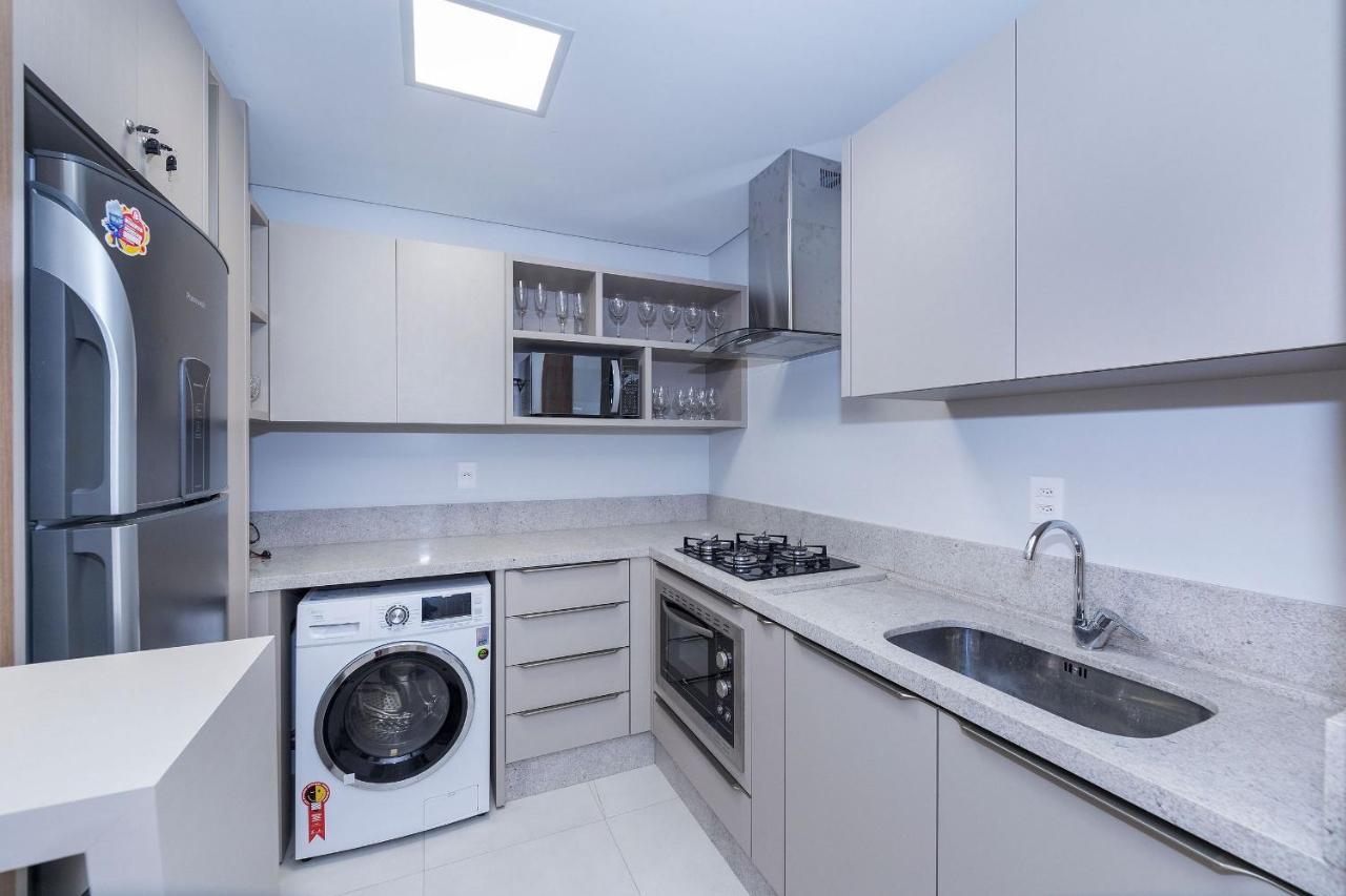 Adra 106 - Apartamento No Centro De Bombinhas - Rooftop Com Piscina E Academia - A Poucos Metros Da Praia - 外观 照片