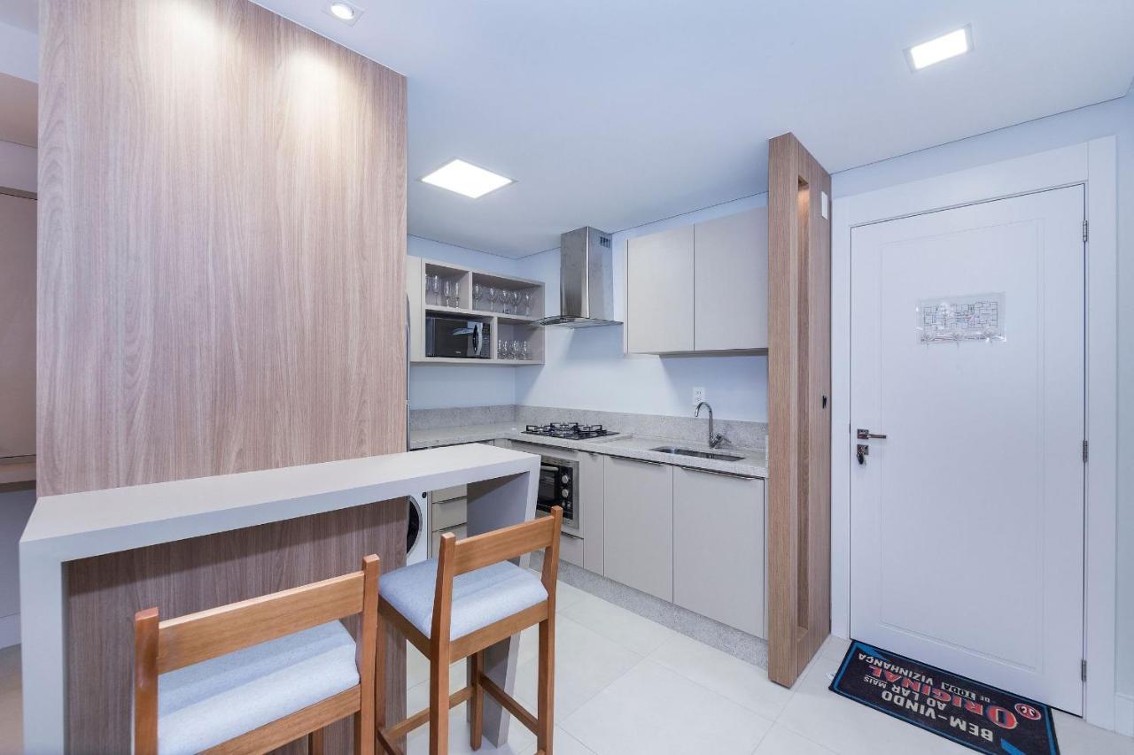 Adra 106 - Apartamento No Centro De Bombinhas - Rooftop Com Piscina E Academia - A Poucos Metros Da Praia - 外观 照片