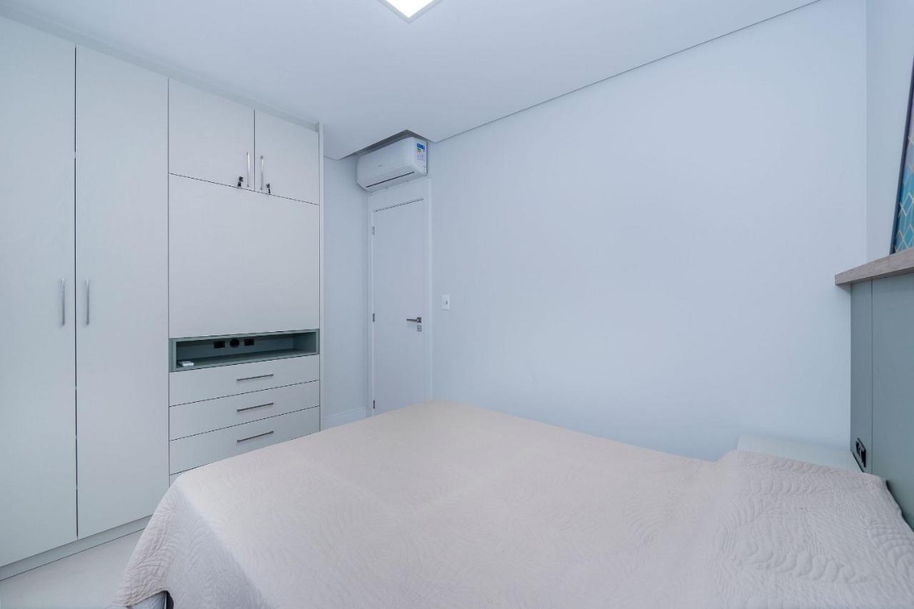 Adra 106 - Apartamento No Centro De Bombinhas - Rooftop Com Piscina E Academia - A Poucos Metros Da Praia - 外观 照片