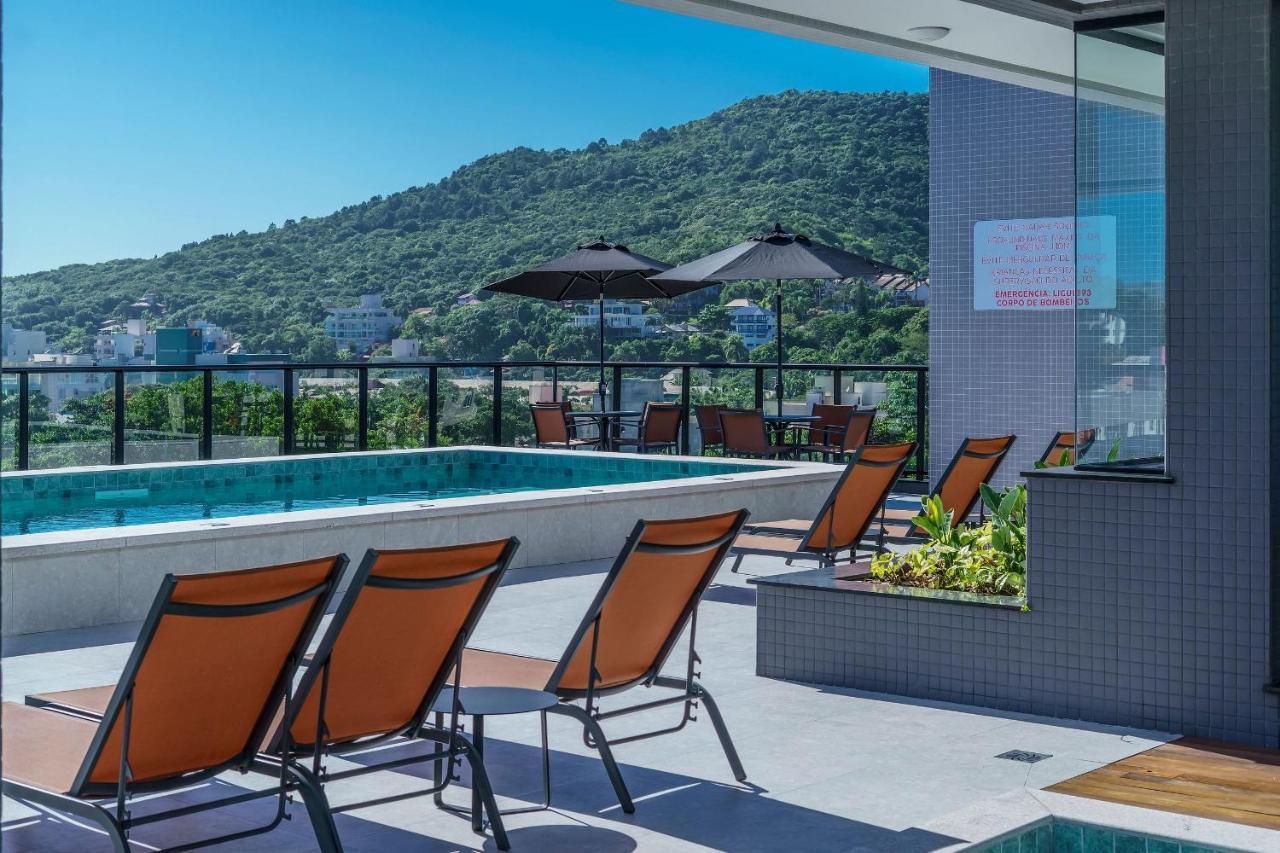 Adra 106 - Apartamento No Centro De Bombinhas - Rooftop Com Piscina E Academia - A Poucos Metros Da Praia - 外观 照片