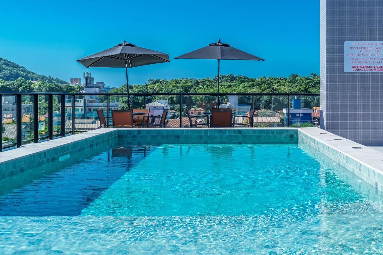 Adra 106 - Apartamento No Centro De Bombinhas - Rooftop Com Piscina E Academia - A Poucos Metros Da Praia - 外观 照片