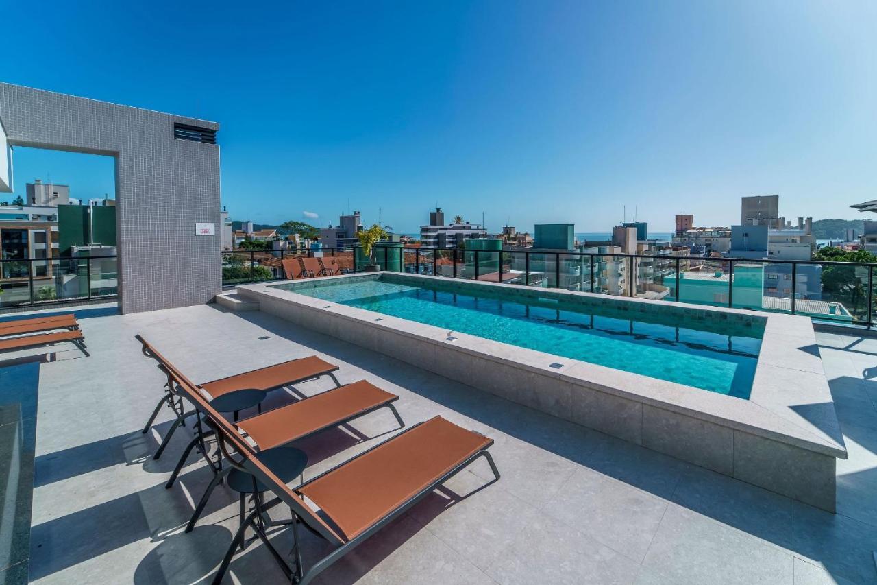 Adra 106 - Apartamento No Centro De Bombinhas - Rooftop Com Piscina E Academia - A Poucos Metros Da Praia - 外观 照片
