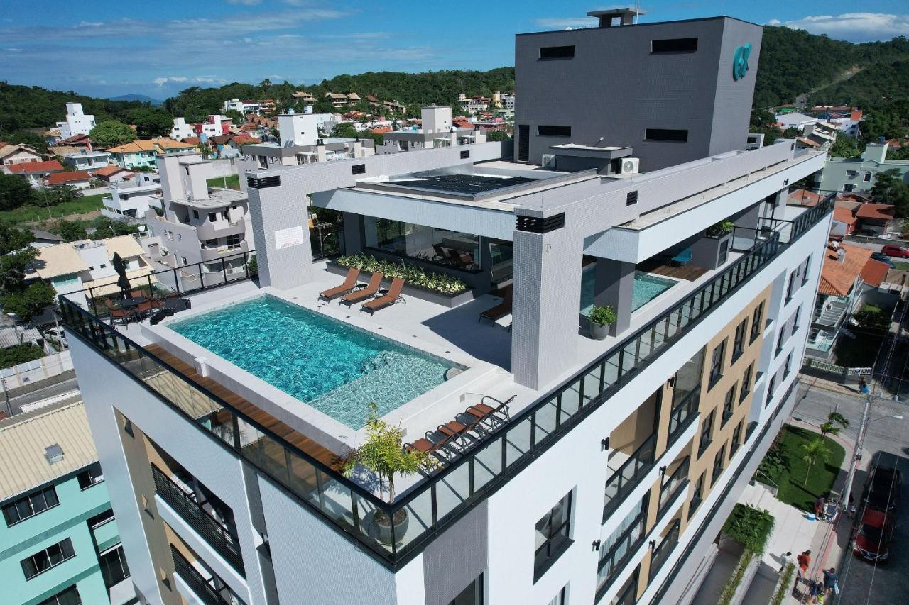 Adra 106 - Apartamento No Centro De Bombinhas - Rooftop Com Piscina E Academia - A Poucos Metros Da Praia - 外观 照片