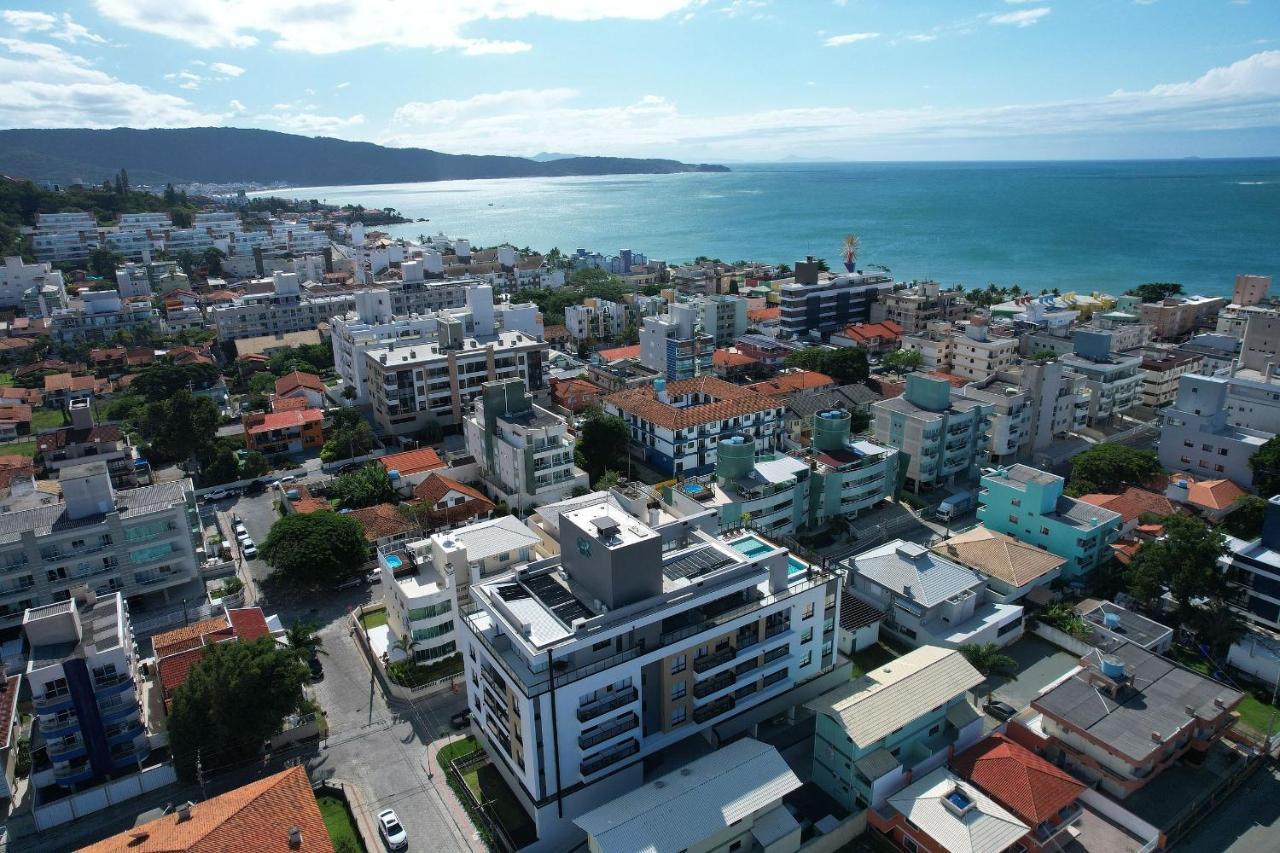 Adra 106 - Apartamento No Centro De Bombinhas - Rooftop Com Piscina E Academia - A Poucos Metros Da Praia - 外观 照片