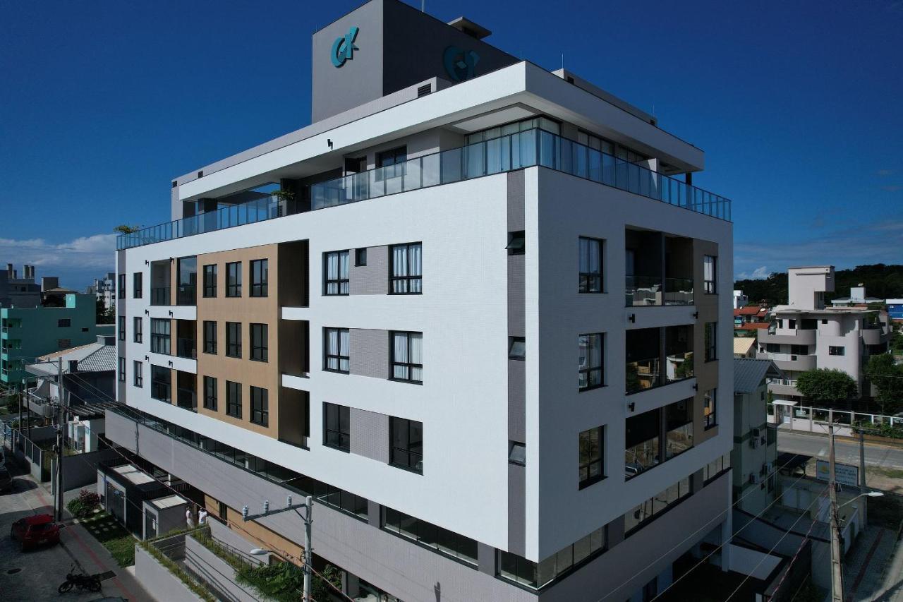 Adra 106 - Apartamento No Centro De Bombinhas - Rooftop Com Piscina E Academia - A Poucos Metros Da Praia - 外观 照片